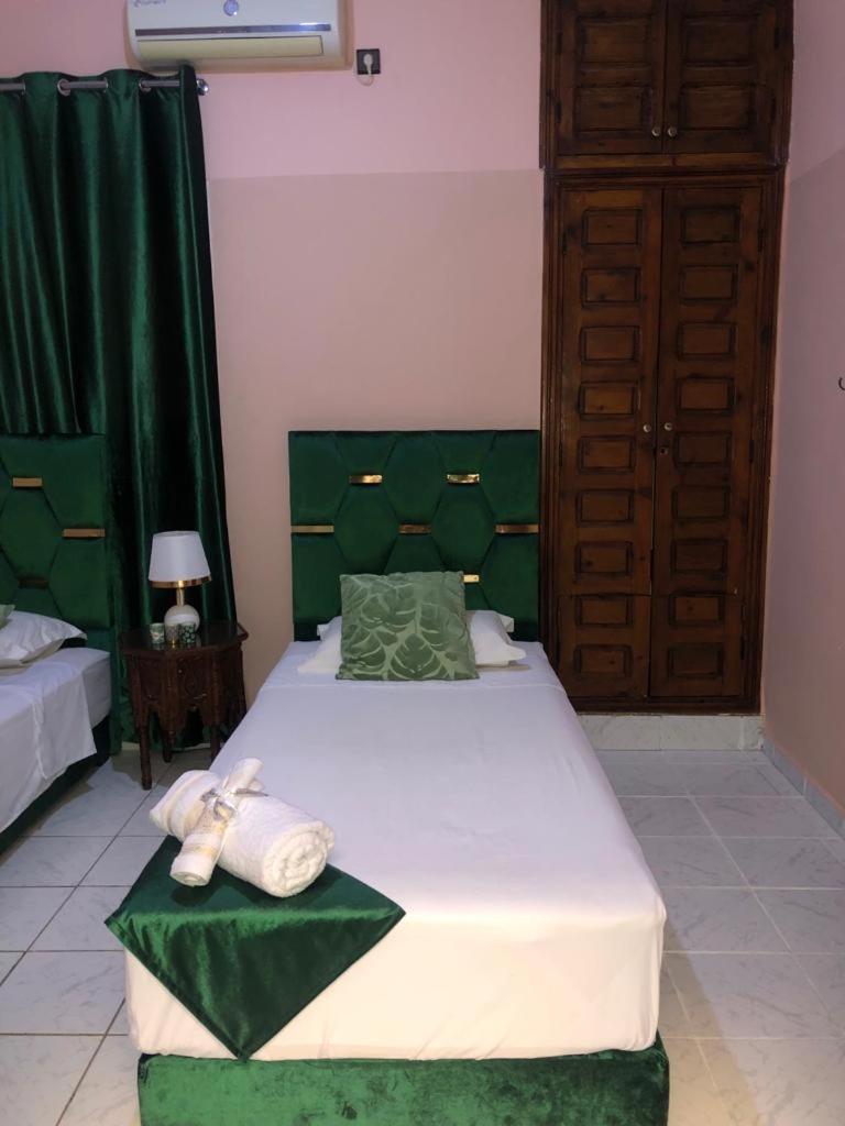 Riad Ramona Lqariya Seyaheya Marrakesz Pokój zdjęcie